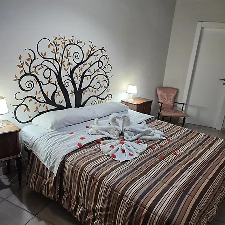 Apartment Sweet *